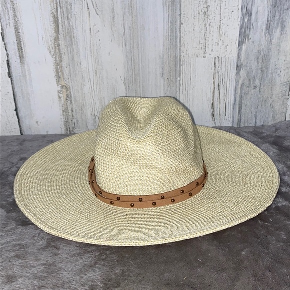 Scala Accessories - 0516 Scala Wide Brim Studded Band Safari Straw Hat